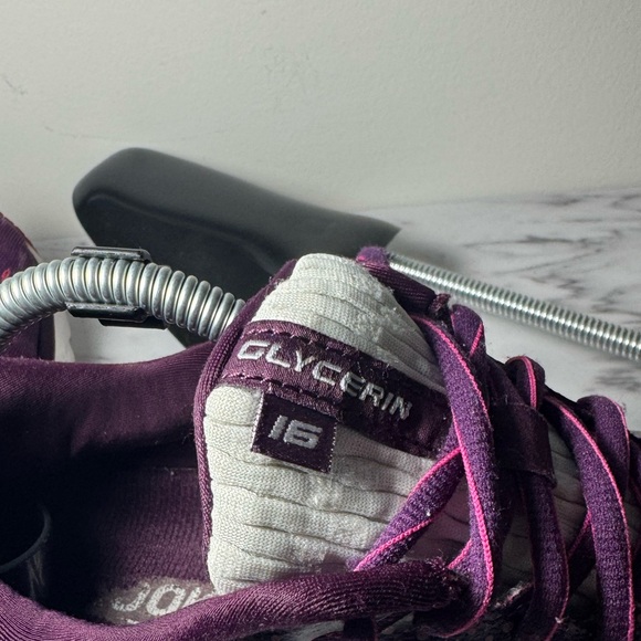 Women’s size 10.5 Brooks Glycerin 16 Purple Athletic Running Shoes - Picture 8 of 11